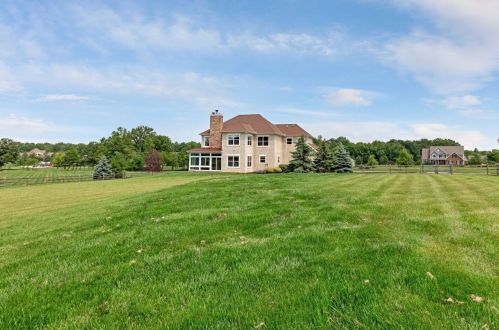 16275 Riverbirch Dr, Marysville, OH 43040-7077