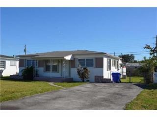 6444 Mayo St, Hollywood, FL 33023-2134