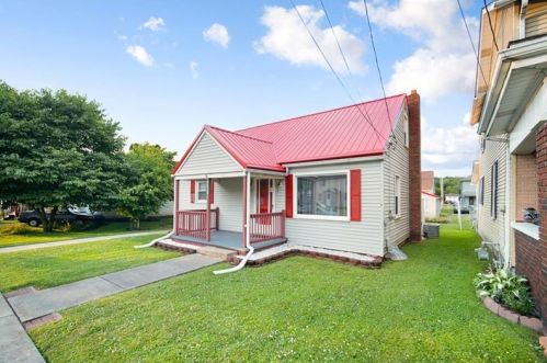 447 Beaver St, Wampum, PA
