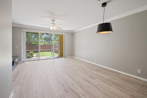 8084 Briantea Dr, Boynton Beach FL  33472-2745 exterior