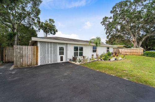 7300 13th Ave, Saint Petersburg, FL 33710-4614
