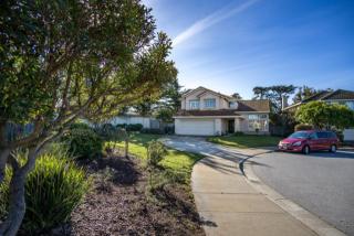 175 Pacific Ct, Marina, CA 93933-2239