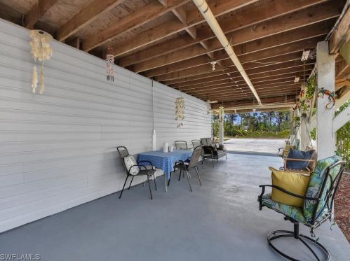 2809 17th St, Lehigh Acres, FL 33976-3618