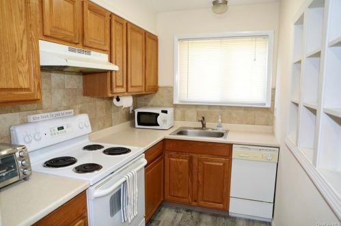675 Route 6, Mahopac, NY 10541-1646