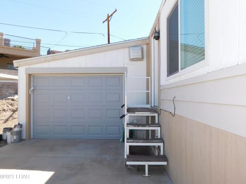 10173 Harbor View Rd, Parker, AZ 85344-8508
