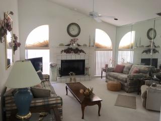 809 Stratford Dr, Lakeland, FL 33813-4702