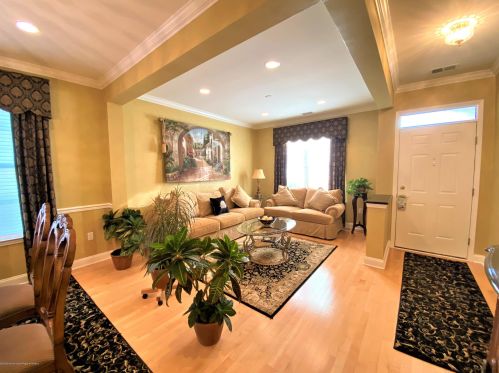 107 Huntington Dr, Jackson Twp, NJ 08527-4485