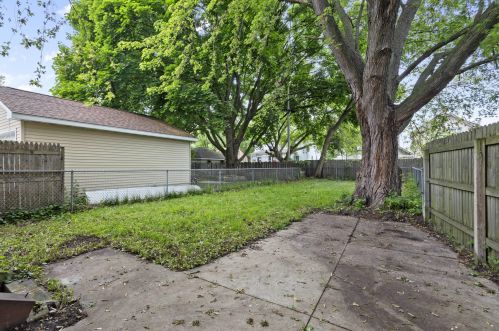 4315 6th Ave, Kenosha WI  53140-2931 exterior