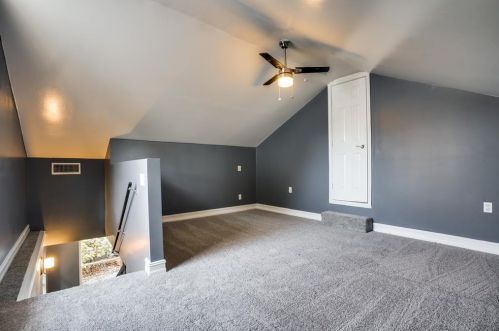 6831 Grand Ave, Dallas TX  75223-1105 exterior