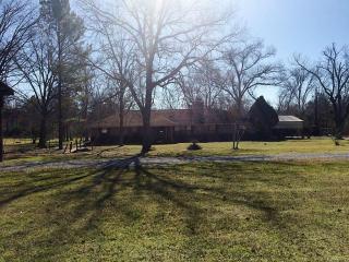 1780 Meadowview St, Mapleton TX  75835-6985 exterior
