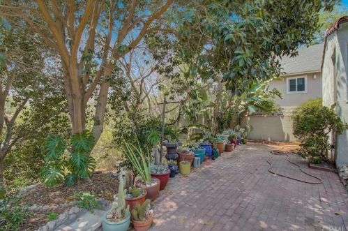 1905 Verdugo Rd, Glendale CA  91208-2605 exterior