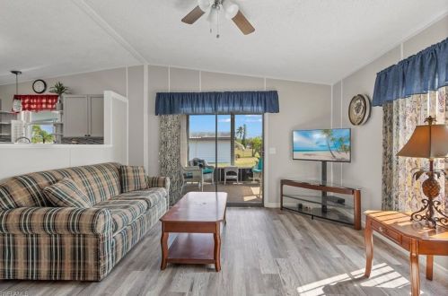 171 Oceans Blvd, Naples, FL 34104-4120