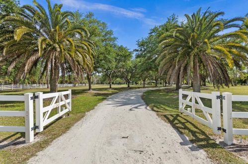 5004 Martin Commons Way, Palm City, FL 34990-5675