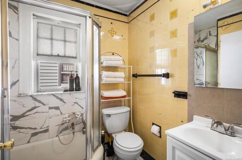 47 Washington Blvd, Mount Vernon NY  10550-4940 exterior