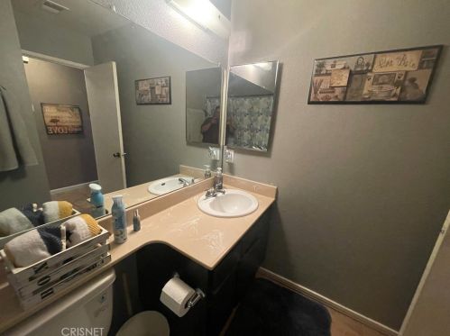 815 Trixis Ave, Lancaster CA  93534-1557 exterior