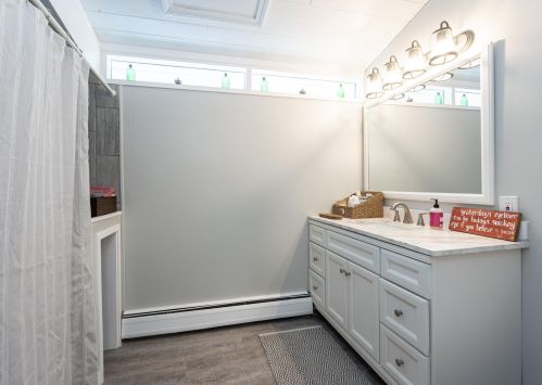 418 Deerpath Ln, Allenstown NH  03275-3213 exterior