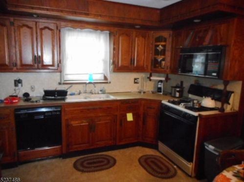 500 Colfax Ave, Roselle Park, NJ 07204-1122