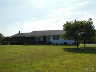 3087 Weidasville Rd, Orefield, PA 18069-2747