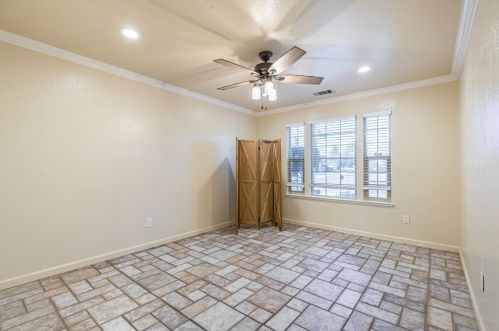 1216 Glenbrook Way, Modesto CA  95355-3676 exterior