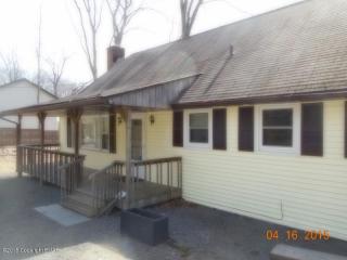 413 Devils Hole Rd, Cresco, PA 18326-7155