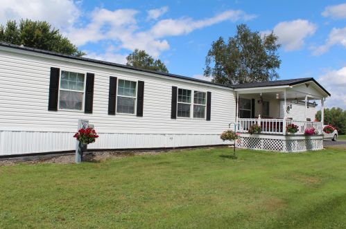 19 Cockburne Ln, Columbia, NH 03576-6505