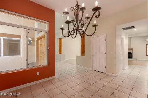 300 Hidden Quail Dr, Tucson AZ  85704-6940 exterior