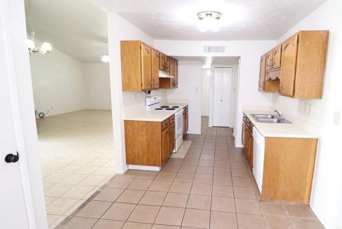 441 Rainier St, Cedar Hill TX 75104-2868 exterior