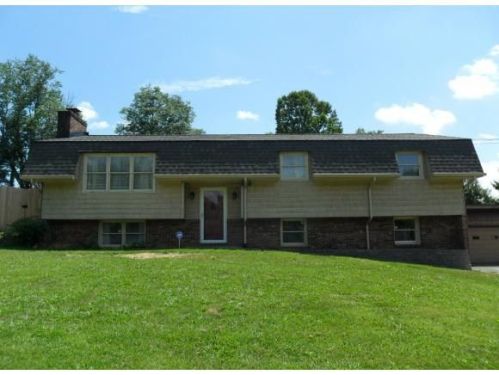 137 Hillrise Rd, Johnson City, TN 37615-3648
