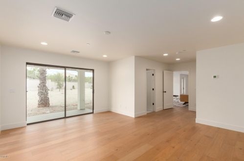 4554 Mcdonald Dr, Scottsdale AZ 85253-5328 exterior