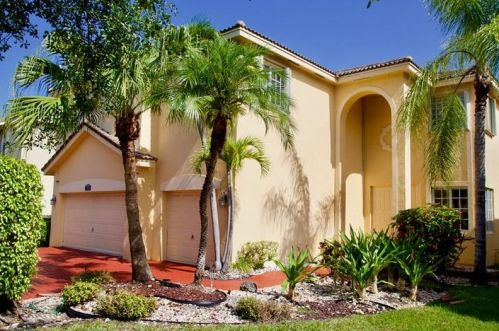 16235 14th St, Hollywood, FL 33027-5119
