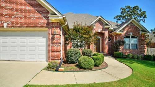 2833 Maelstrom Cir, North Little Rock, AR 72120-4363