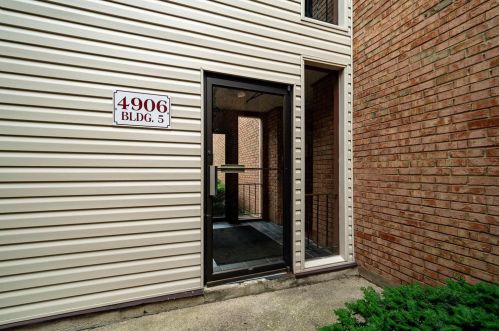 4906 Chalet Dr, Cincinnati, OH 45217-1457