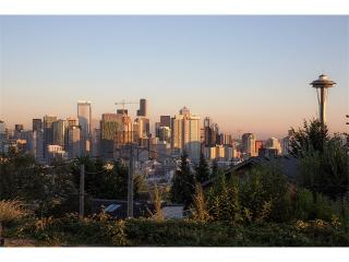 1103 Bigelow Ave, Seattle WA  98109-3208 exterior