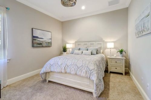 4249 Deephaven Ln, Naples FL 34119-8616 exterior