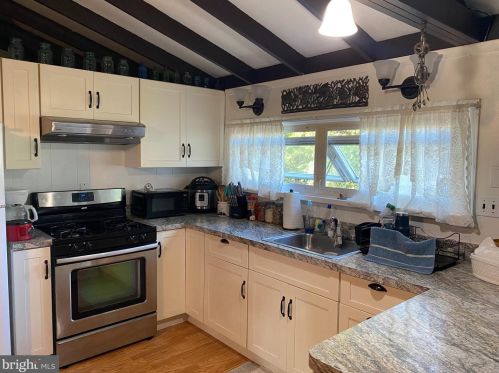 1001 Beach Blvd, Lacey NJ  08731-4726 exterior