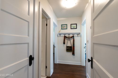 2506 10 St, Phoenix AZ 85024-4130 exterior