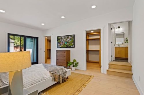 14633 Albers St, Van Nuys CA 91316-2602 exterior