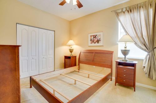 9833 Eastbrook Cir, Fort Pierce FL  34987-2431 exterior