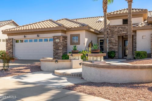 16441 Una Noche Ct, Sun City, AZ 85374-6296