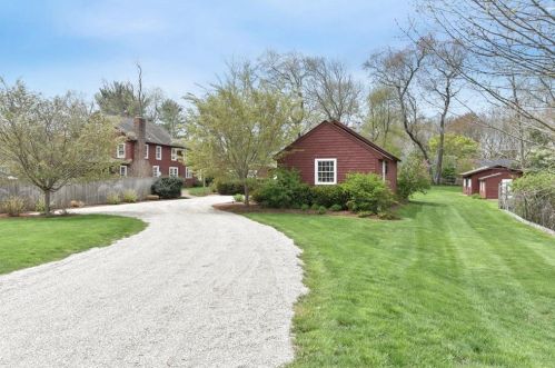 1463 Frenchtown Rd, Warwick RI  02818-1310 exterior