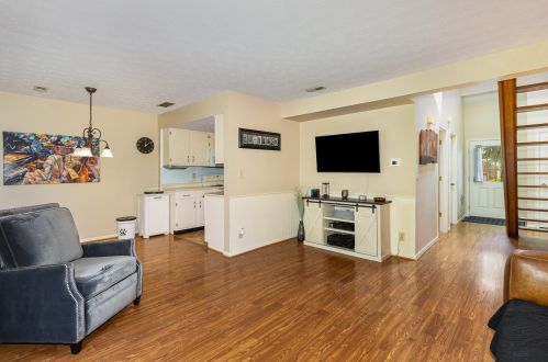 1584 Englewood Pl, Florence KY  41042-7082 exterior