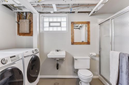 4837 Clinton Ave, Minneapolis MN 55419-5658 exterior