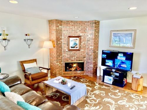 23 Orch, Irvine CA 92618-4540 exterior