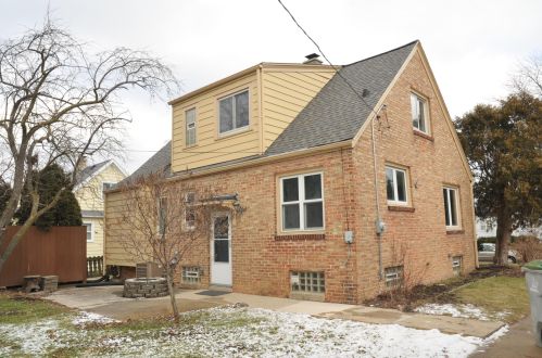 3719 89th St, Milwaukee WI  53228-1601 exterior