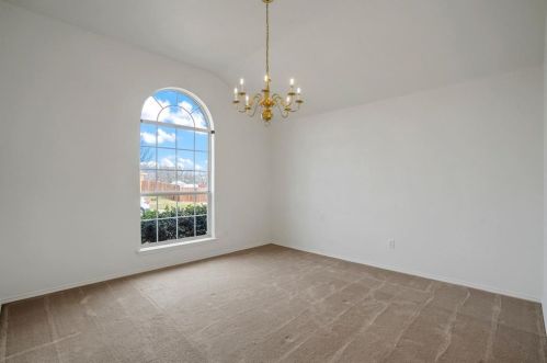 2800 Wakecrest Dr, Fort Worth TX  76108-6906 exterior