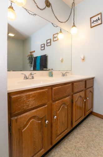 2224 Green Bay St, La Crosse WI  54601-5916 exterior