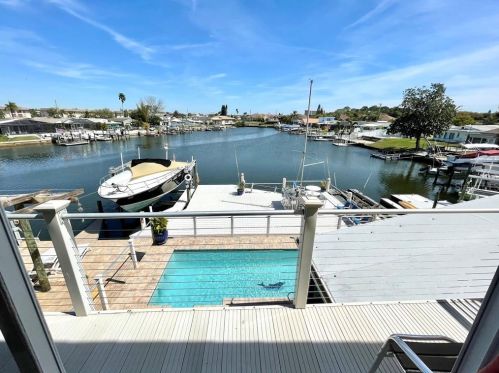 5048 Pelican Dr, New Port Richey, FL 34652-4423