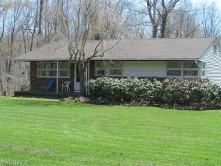 1332 Garrison Rd, Ashtabula, OH 44004-9033