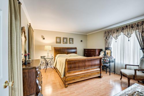 270 Silver Ln, Old Bridge NJ  08857-3340 exterior