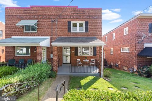 110 54th St, Washington, DC 20019-6561
